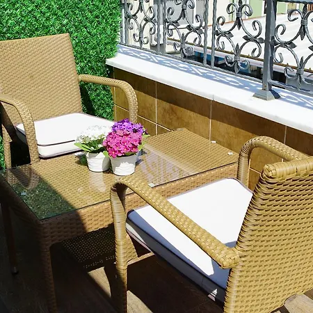 Al Khaleej Aparthotel